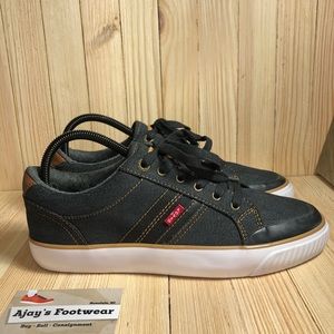 NEW Levi’s Lodi Black Denim Mens Shoes Size: 8